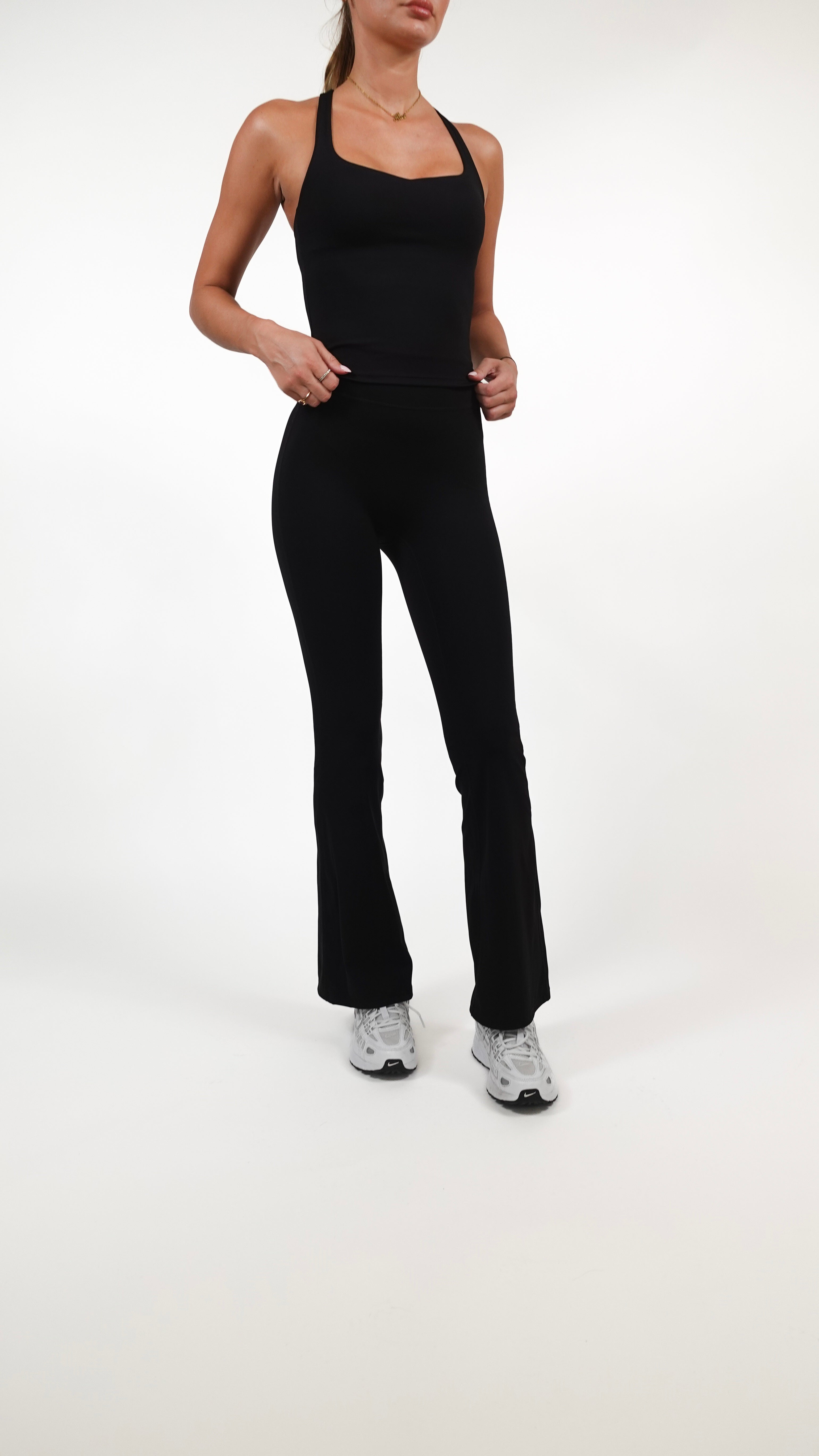 Seamless Flared Leggings – Black
